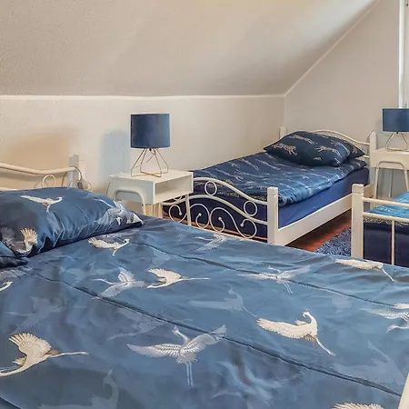 1 Bedroom Lovely In * Zastan