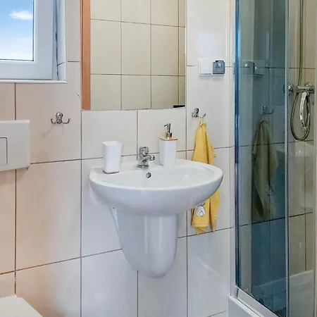 Ferienhaus Lovely In With Wifi Zastan